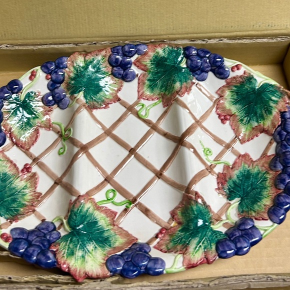 Fitz & Floyd • 1993 • Grape • Thanksgiving Banquet • Ceramic • 3-Section Plate - Picture 9 of 11